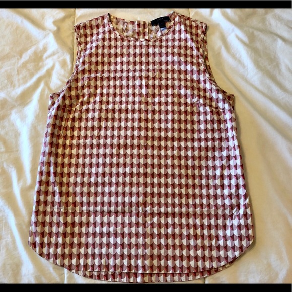 J Crew scallop tank - Picture 4 of 4